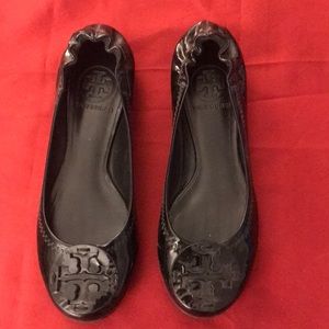 Tory Burch Black/Black Reva Classic Ballet Flat size 5